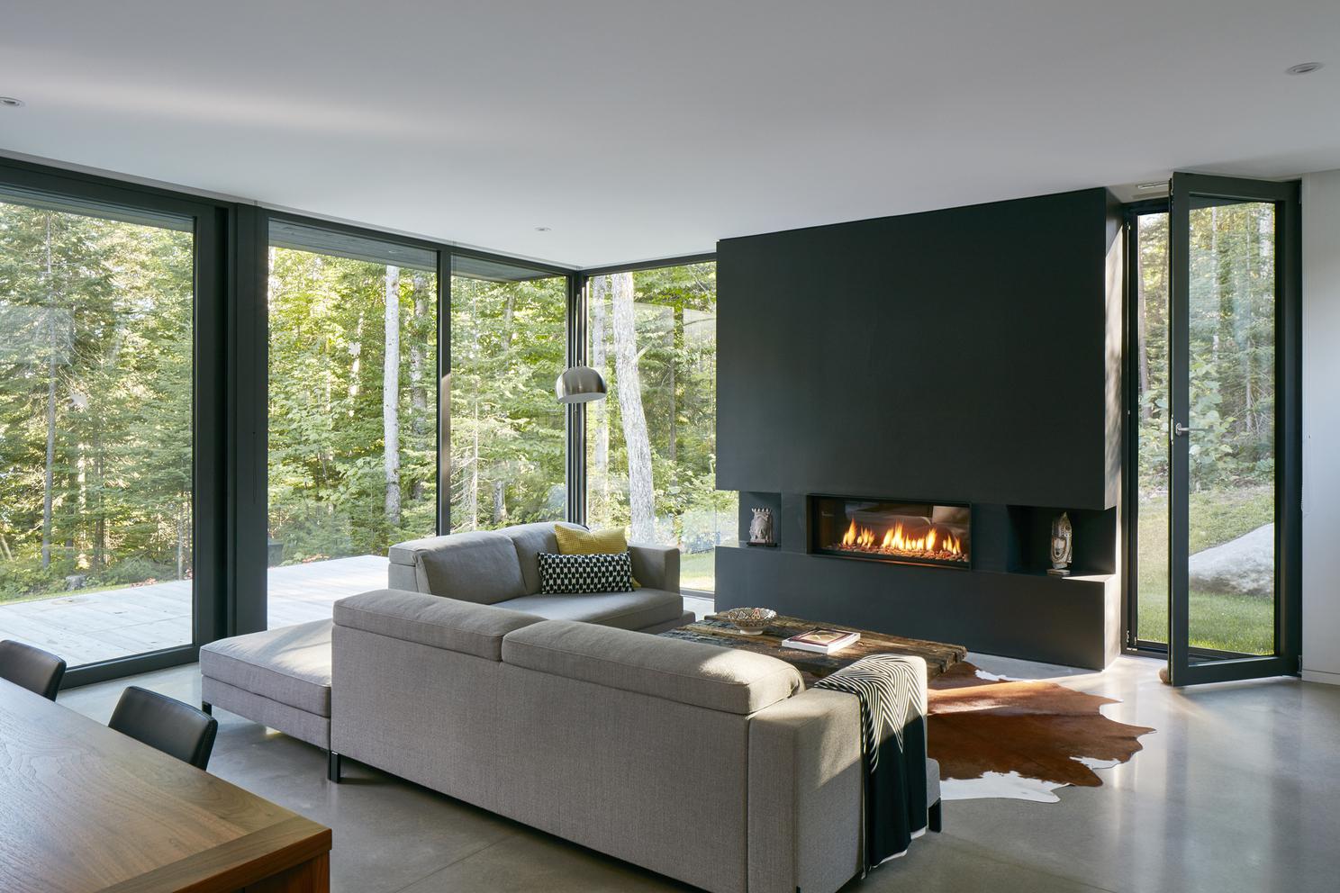 加拿大湖岸住宅 ， Paul Bernier Architecte
