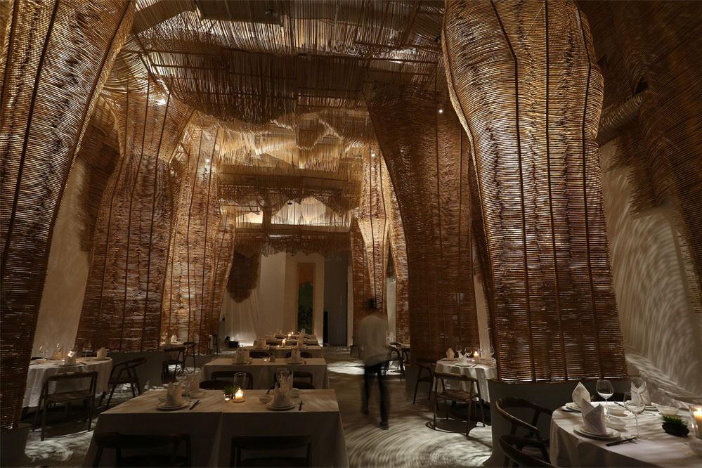 深圳海上世界紫苑餐厅“万物生长”，回归乡土手艺的空间体验